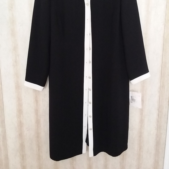 NWT Liz Claiborne Black Dress with White Trim - Picture 4 of 8